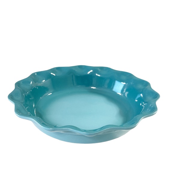 Le Creuset Kitchen New Le Creuset Caribbean 9 Round Ruffled Pie